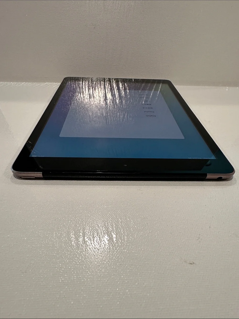 EUC Apple iPad 7th Gen Cellular A2200 32 GB Space Gray Unlocked 91% Battery Life
